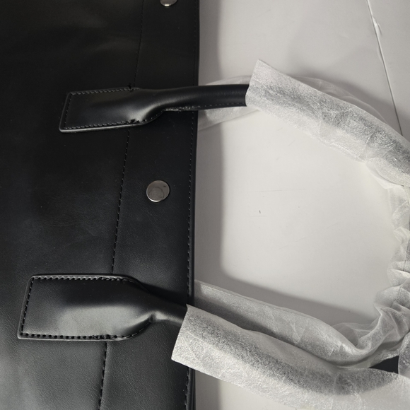 Saint Laurent Unisex  Black Tote Bag With Snap Closure New In Packaging - Picture 14 of 16